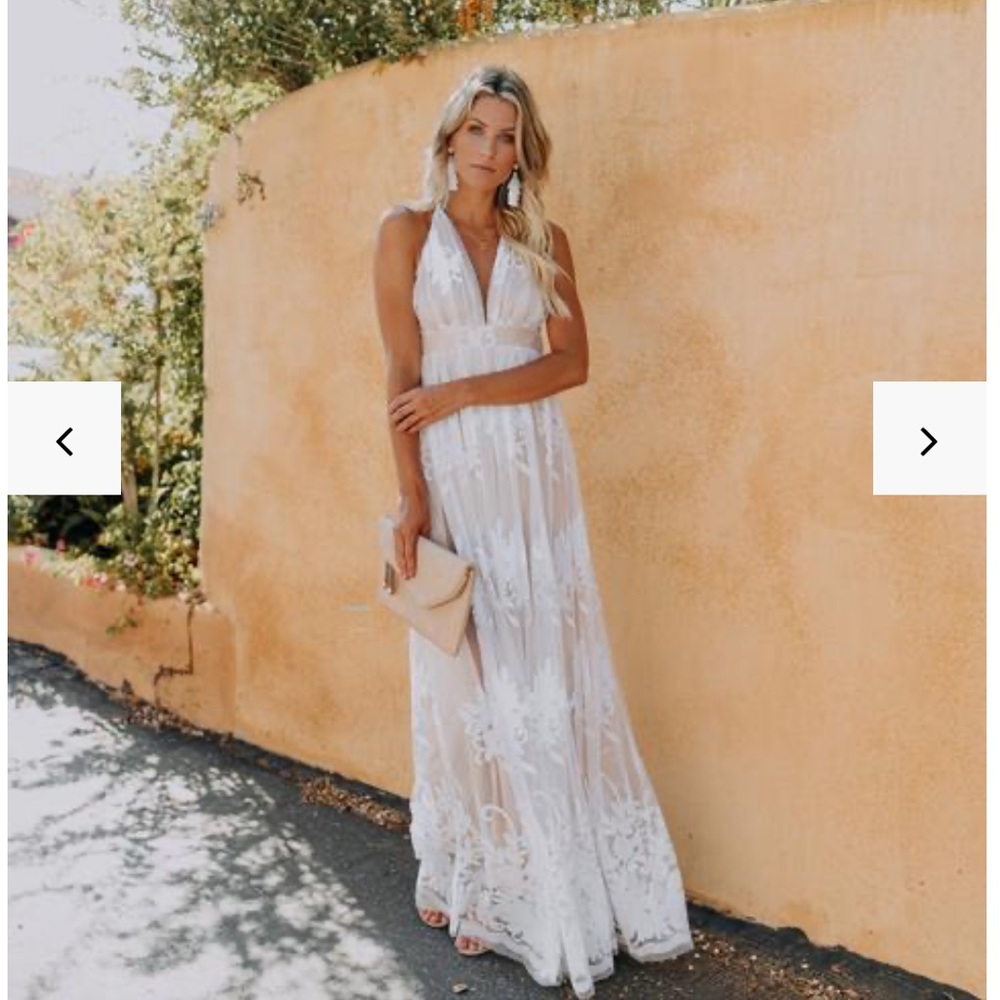 Vici Collection Antonia Maxi dress - White